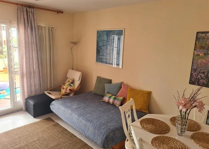 Apartamento En Mijas Con Terraza, Capacidad Para 5 Personas
